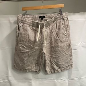 Banana Republic Easy Short 9” (Large)